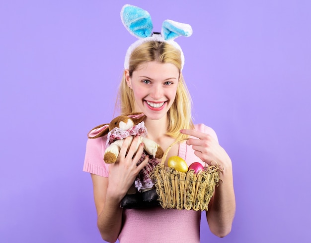 Premium Photo Easter Day Smiling Girl In Rabbit Ears With Basket