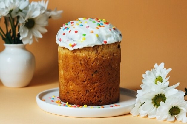 Premium Photo | Easter russian or ukranian traditional cake called ...