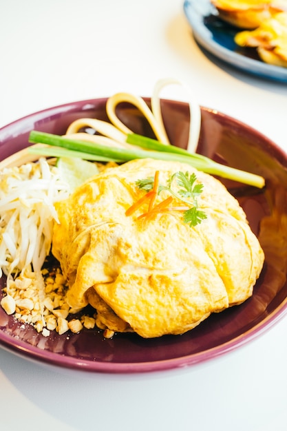 free-photo-egg-wrap-pad-thai-noodle