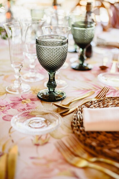 table cutlery arrangements