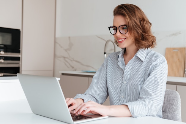 Which Frames go well with Blue Light Blocking Glasses?