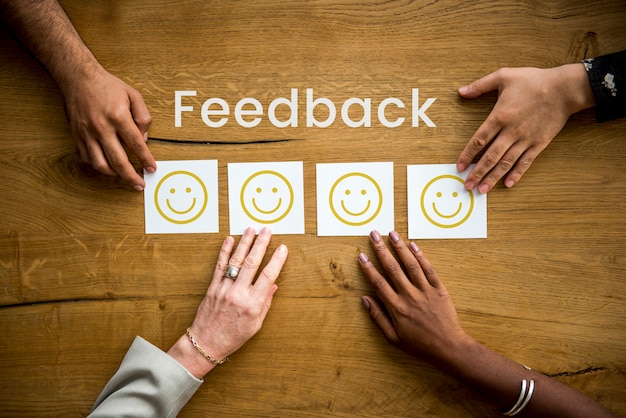 Evaluation feedback customer smiley response Free Photo