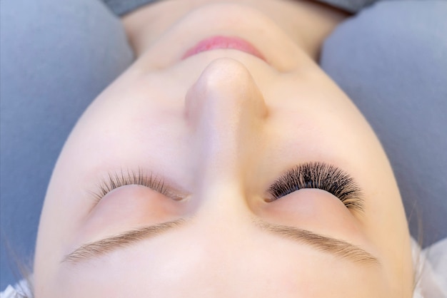 How to remove eyelash extensions at home