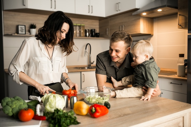 Family in the kitchen Free Photo