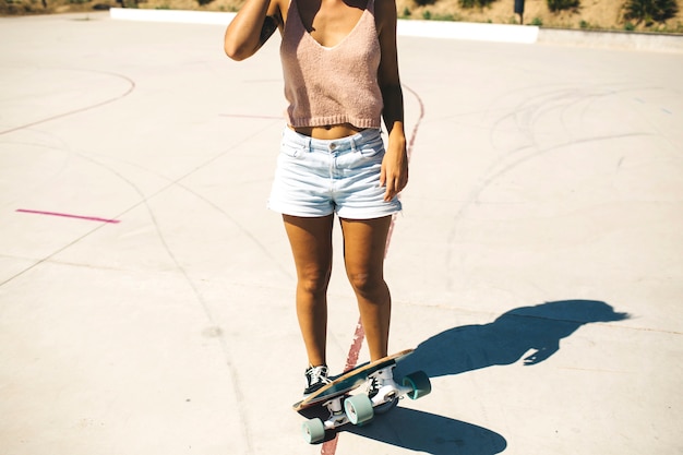 Free Photo | Female body with skateboard