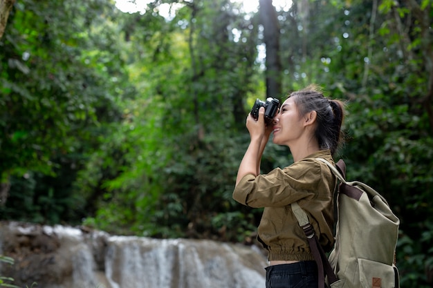 Female hikers take pictures of themselves Free Photo