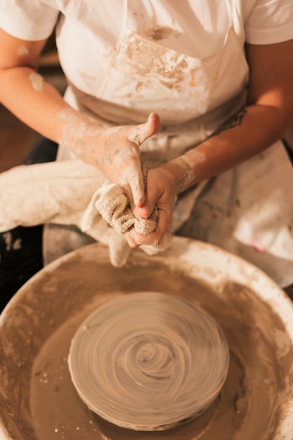 pemain film female war the pottery