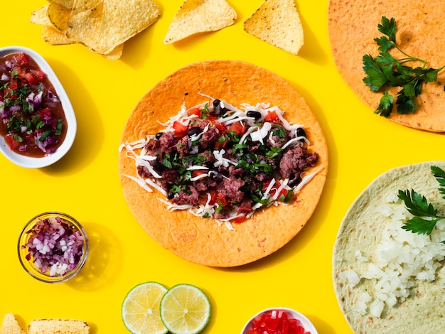Flat lay assortment with traditional mexican food Free Photo