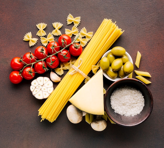 Flat lay composition of italian food Free Photo