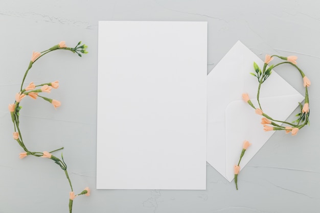 Flat lay of wedding concept with copy space | Free Photo