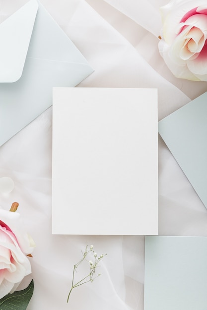 Flat lay of wedding concept with copy space | Free Photo