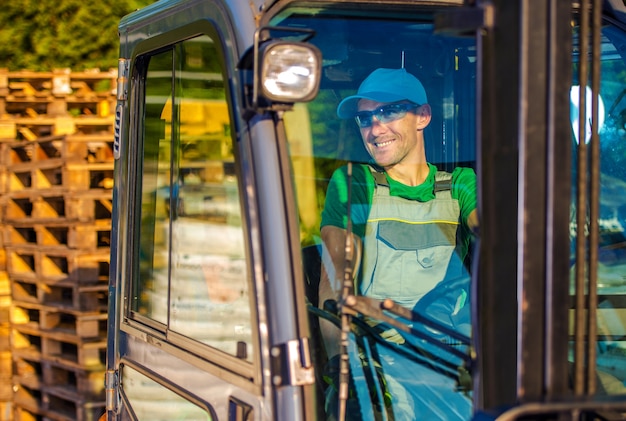 Toolbox Talks Forklift Safety Free Toolbox Talks For The Workplace