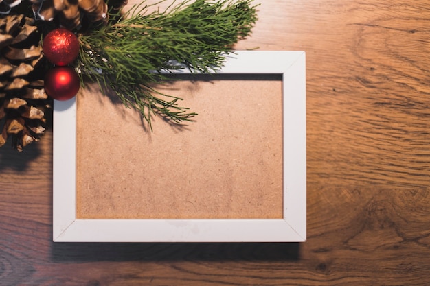 Free Photo | Frame with christmas decoration