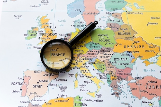 ヨーロッパの地図上のフランスの国 プレミアム写真
