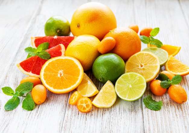Fresh citrus fruits Premium Photo