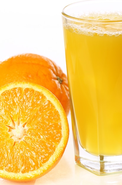  Fresh  and cold orange  juice  Free Photo