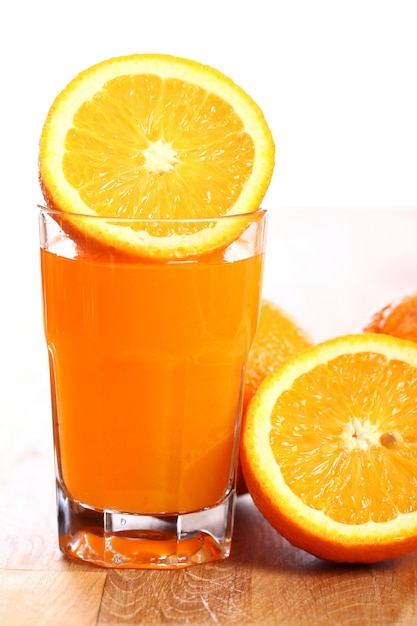  Fresh orange juice  Free Photo