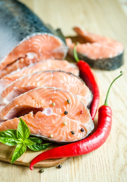 Premium Photo | Fresh salmon steaks