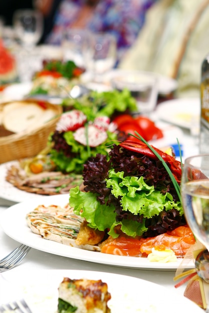 free-photo-fresh-and-tasty-food-on-table