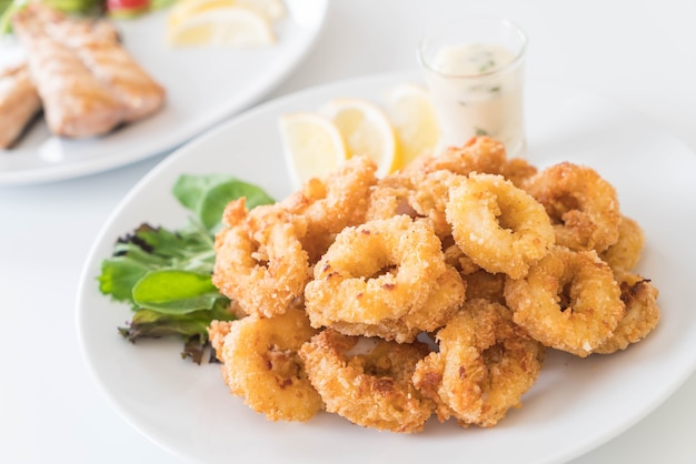 Fried squid (calamari rings) | Free Photo