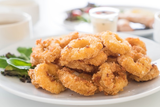 Fried squid (calamari rings) | Free Photo