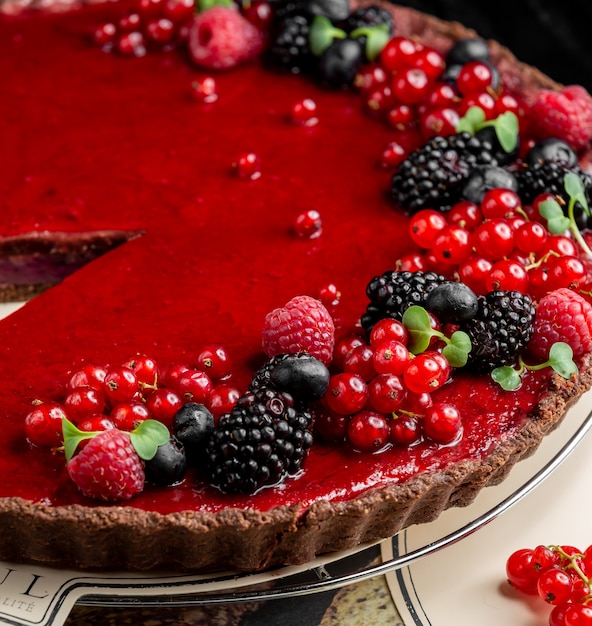 Cheesecake Alla Frutta Con Frutti Di Bosco Foto Gratis