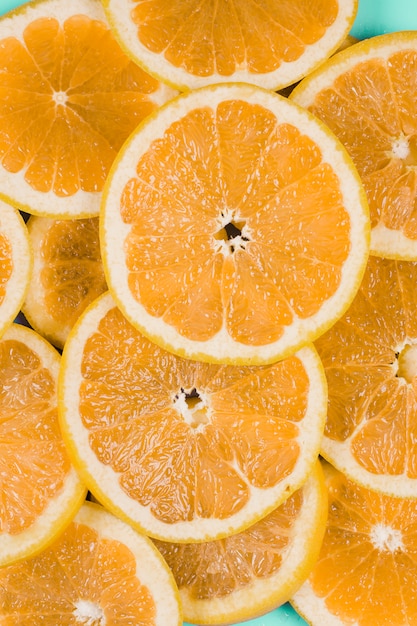 Full frame of circular orange slices background Free Photo