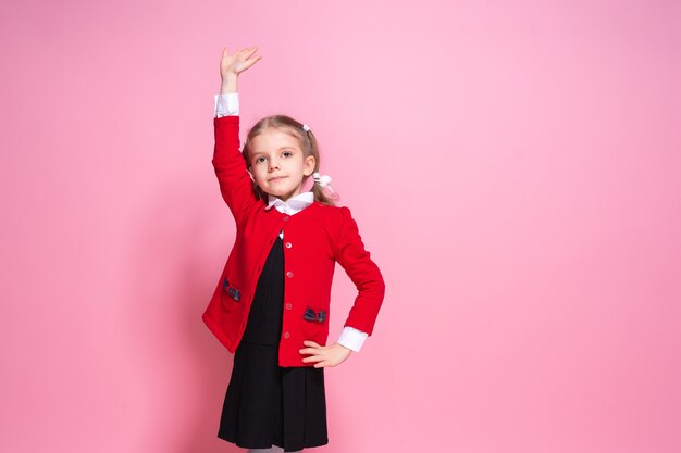 手を上げる制服で面白い女子高生 プレミアム写真