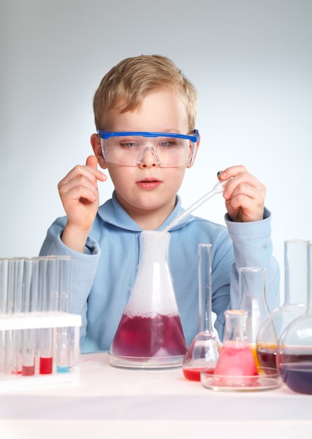 Future scientist learning Photo | Free Download