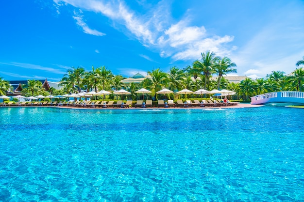 giant outdoor pool