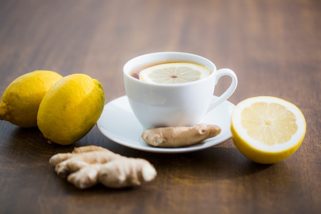 Ginger and lemon tea Free Photo