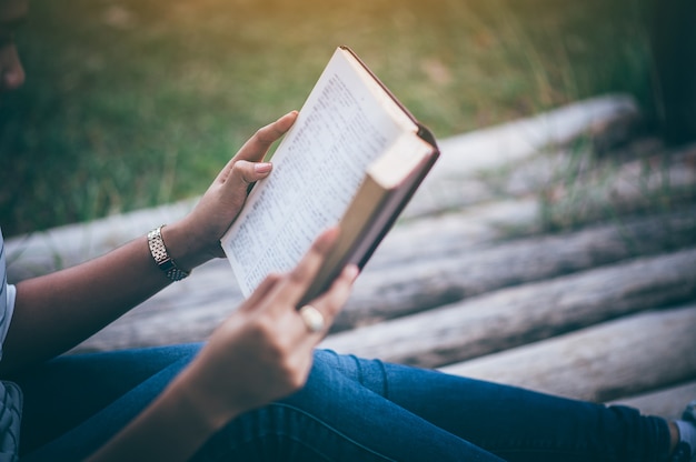 Premium Photo | Girl reading love reading is a life-giving experience