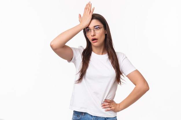 Girl realised she made dumb mistake Free Photo