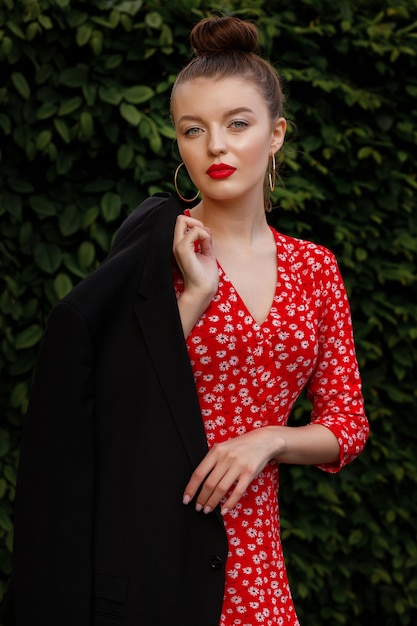black dress with red lips print