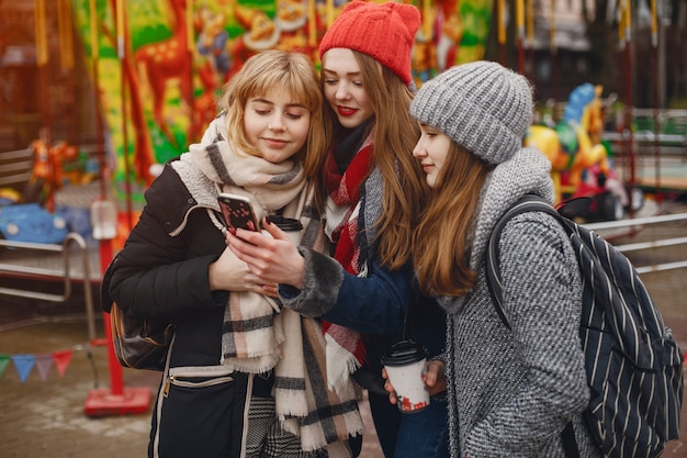 Premium Photo | Girls in a city