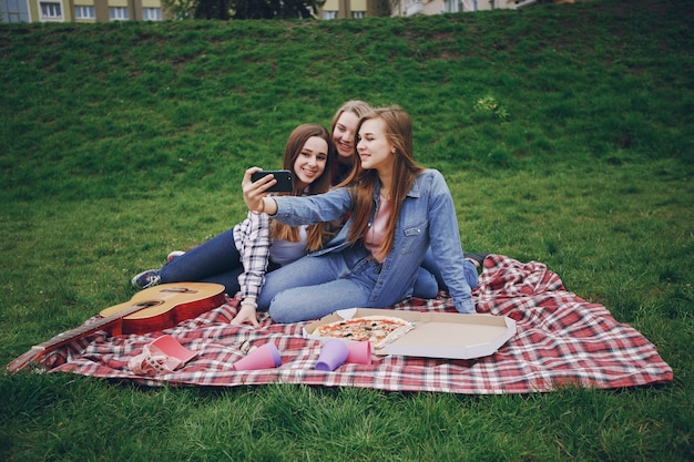 abby winters picnic girls