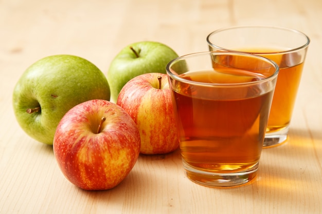 glass apple juice