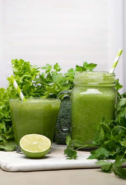 Free Photo | Green detox smoothie. smoothie recipes for a fast weight loss