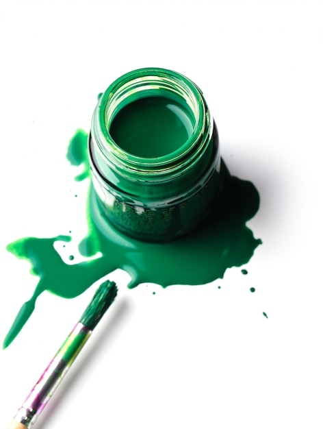Green paint | Free Photo