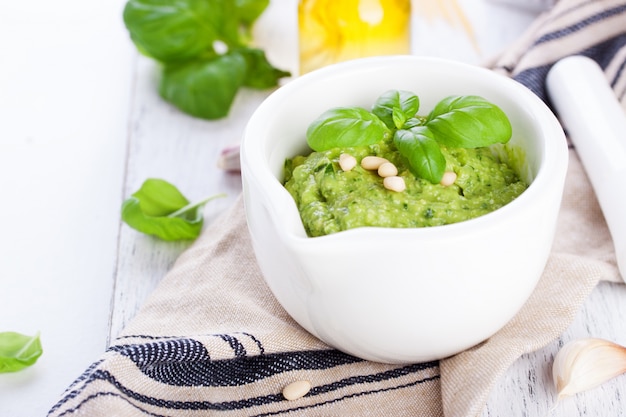 Guacamole home in a bowl Free Photo