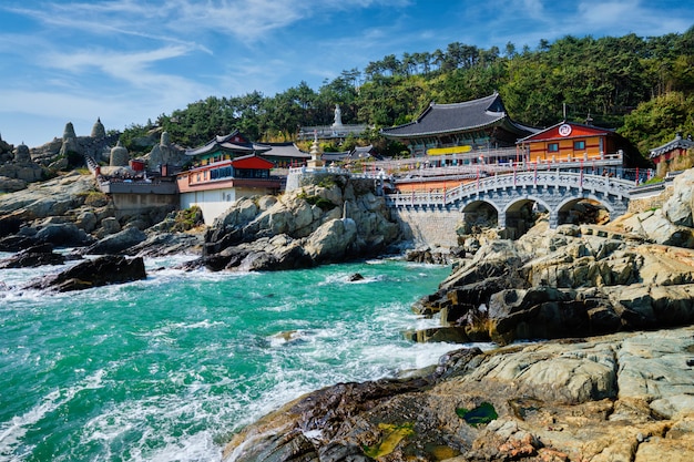 Premium Photo Haedong Yonggungsa Temple Busan South Korea