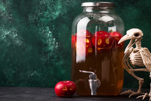 Apple cider halloween