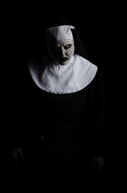 Premium Photo | Halloween the nun, makeup based on the movie the nun ...