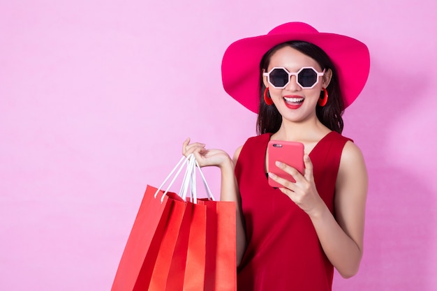 red dress shopping