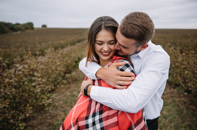 https://image.freepik.com/free-photo/happy-smiling-loveing-couple-together-outstretched-at-beautiful-nature-lovestory_255667-7007.jpg