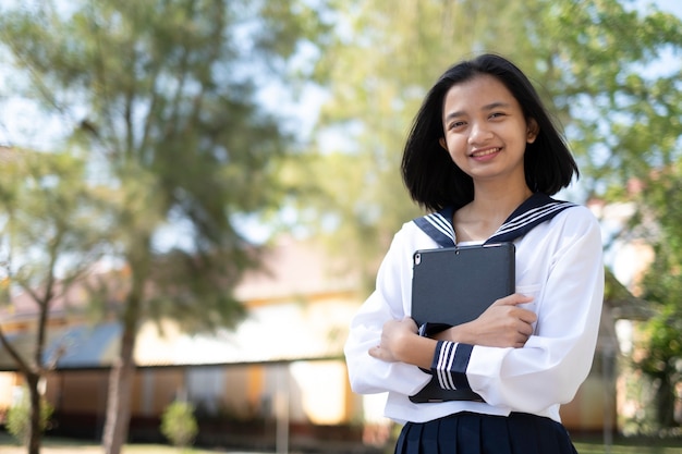 siswa belajar bahasa jepang