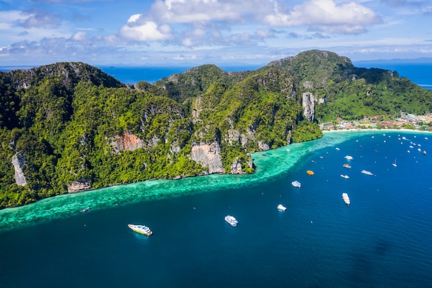 Premium Photo | Hi season boat and tourists on phiphi island krabi ...