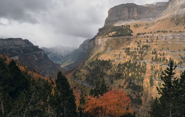 Premium Photo | Hiking trail high in the snowy mountains ordesa y monte ...