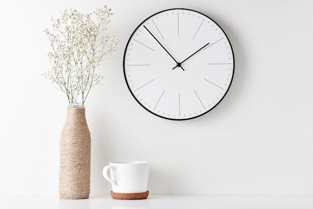 minimalist desk clock