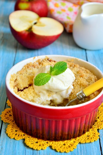 Pear Crumble